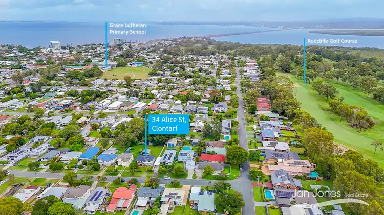 34 Alice St, Clontarf QLD 4019