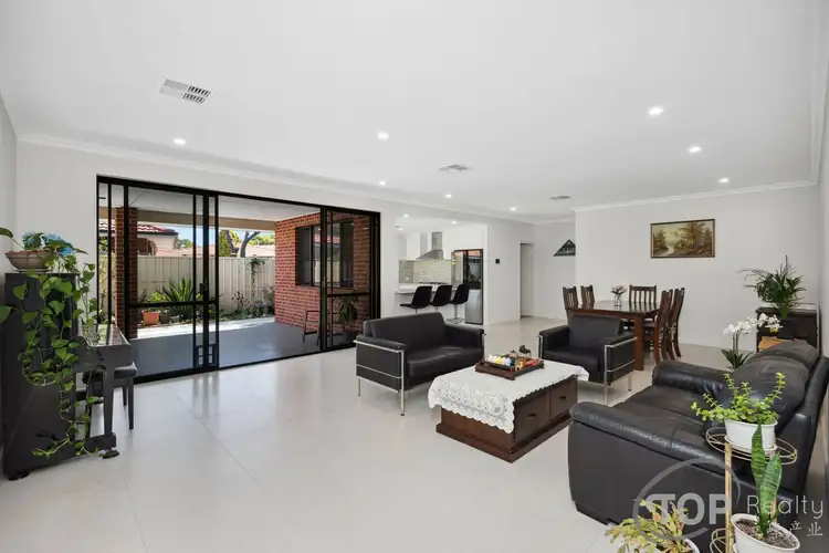 10 The Parapet, Willetton WA 6155