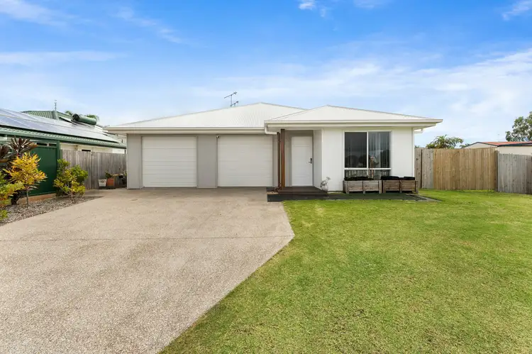 Units 1 and 2 Aimee Dr, Urangan QLD 4655