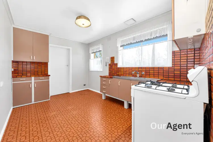 Fourth view of Homely house listing, 18 Kilmore Cres, Dallas VIC 3047
