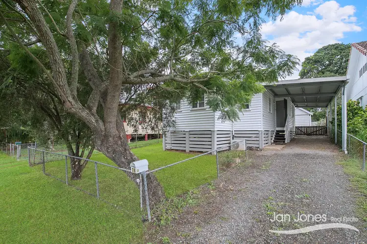 78 Mclennan Street, Woody Point QLD 4019