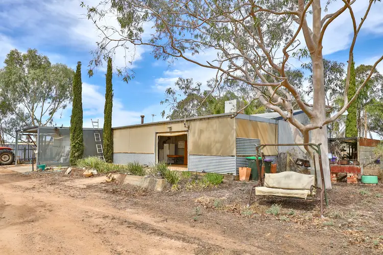 104 Yelta Rd N, Merbein VIC 3505