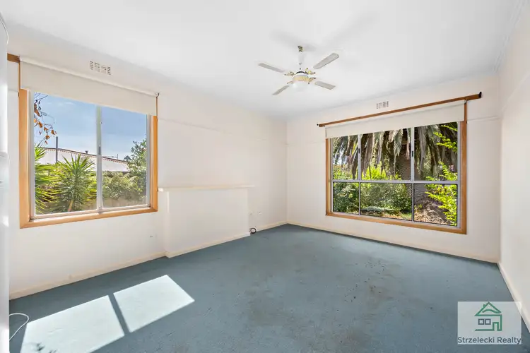 Fifth view of Homely house listing, 12 Mann St, Moe VIC 3825