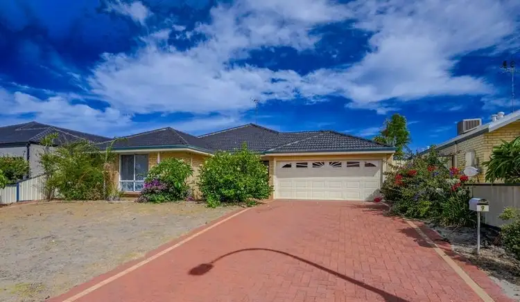 9 Heyerdahl Way, Dudley Park WA 6210