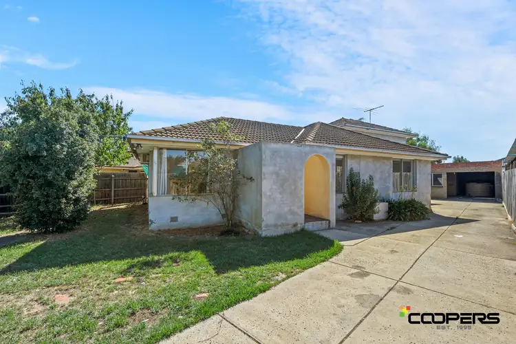 72 First Avenue, Melton South VIC 3338