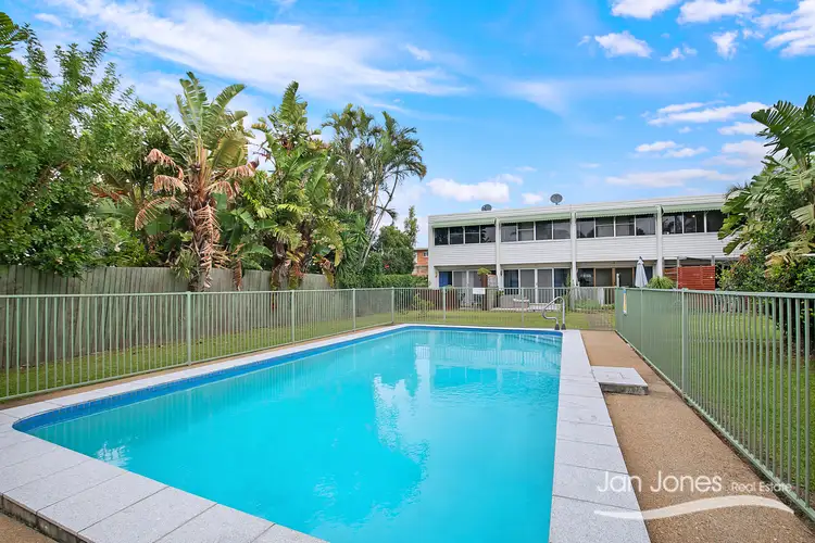 11/2A Moffatt Street, Scarborough QLD 4020
