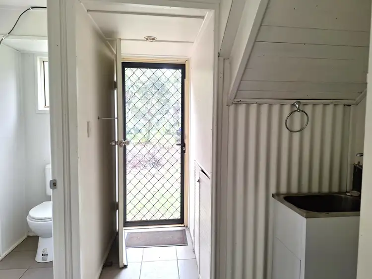 Seventh view of Homely house listing, 17-18 Hilda Cres, Macleay Island QLD 4184