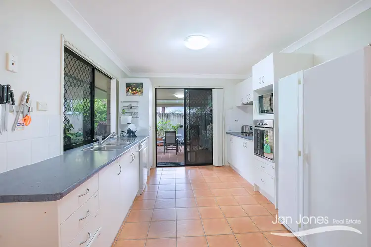 Sixth view of Homely house listing, 2A Hawthorne Street, Woody Point QLD 4019