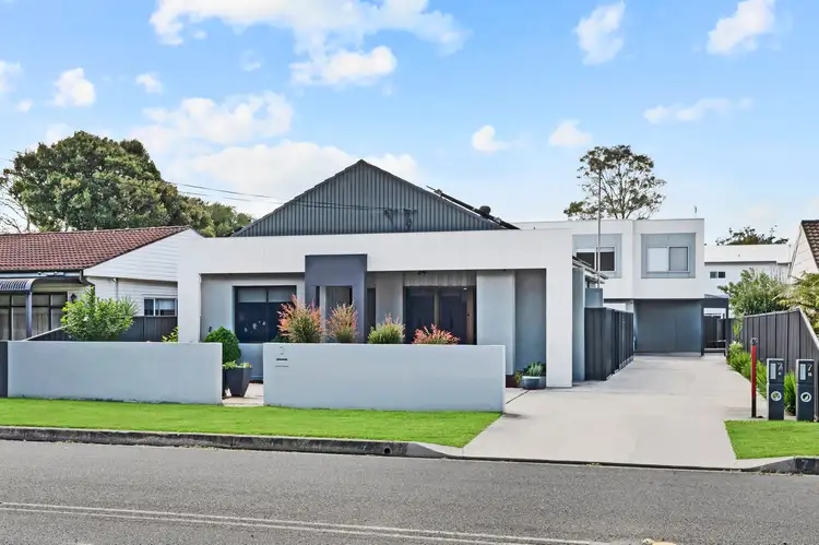 7 Burroo Street, Albion Park Rail NSW 2527