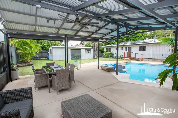 6 Millen Crescent