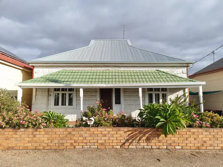 33 Tenth St, Port Pirie West SA 5540