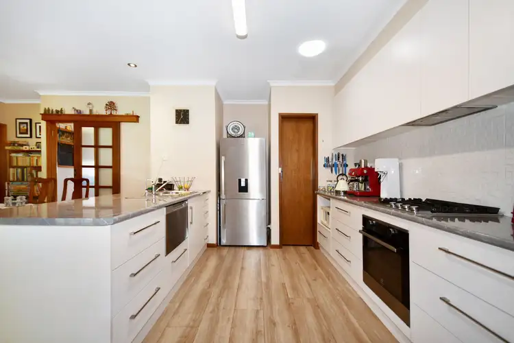 Fifth view of Homely house listing, 3 Magdala Ct, Stawell VIC 3380