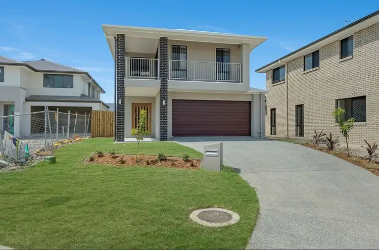 70 Flametree Cct, Arundel QLD 4214
