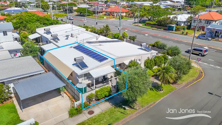Unit 3/564 Oxley Ave, Scarborough QLD 4020