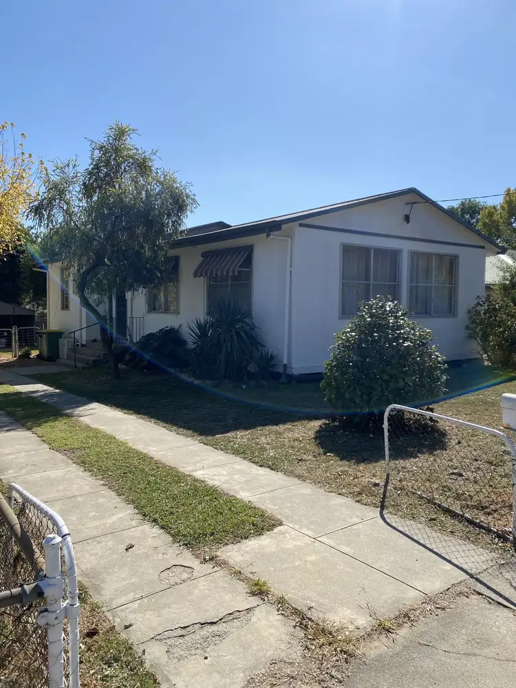82 Harris St, Corryong VIC 3707