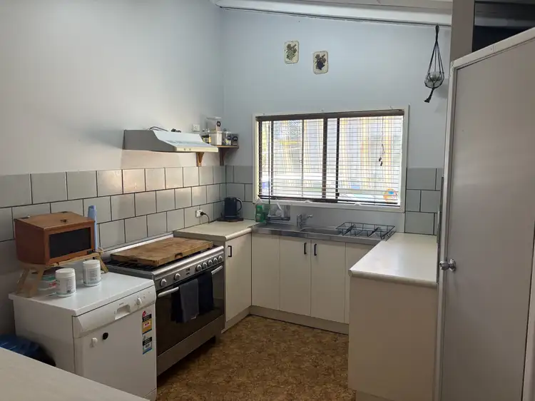 Fifth view of Homely house listing, 50 Sinclair Pl, Julimar WA 6567