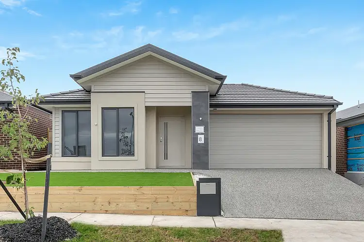 8 Stainer Way