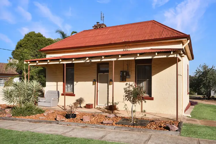 5 Lake Rd