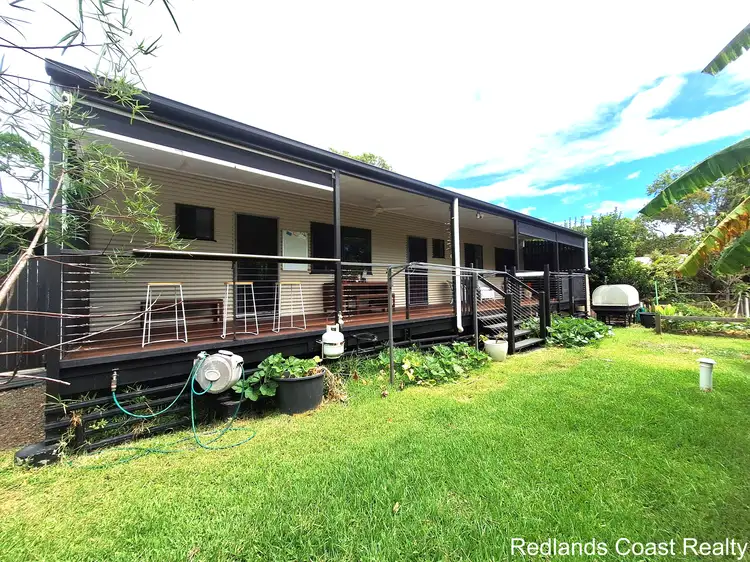71 Scotts Rd, Macleay Island QLD 4184