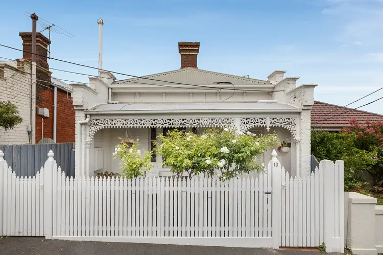 10 Waterloo Street