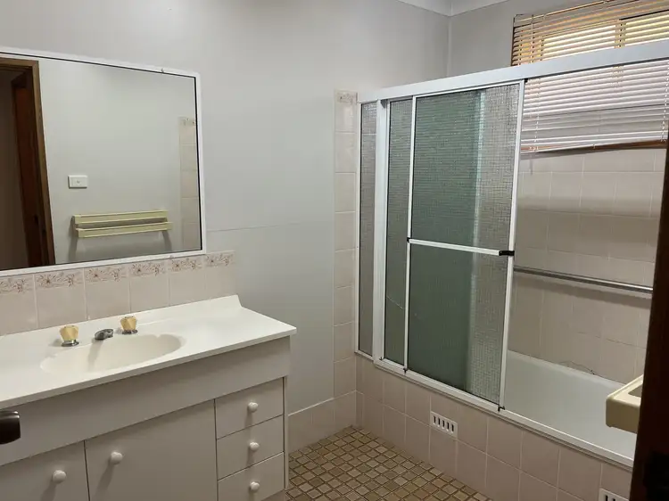 Fifth view of Homely unit listing, Unit 8/129 Deakin Street, Kurri Kurri NSW 2327