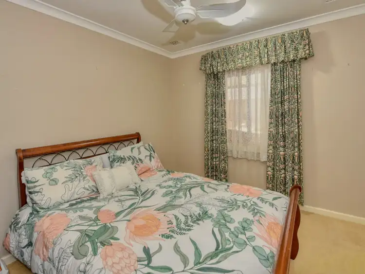 Seventh view of Homely house listing, 8 Worrall Ct, Orelia WA 6167