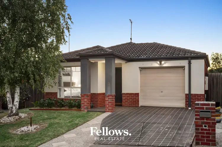 5 Rowan Walk, Drouin VIC 3818