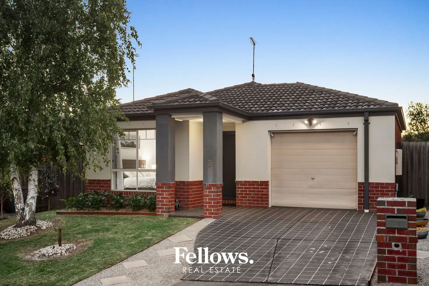 Main view of Homely house listing, 5 Rowan Walk, Drouin VIC 3818