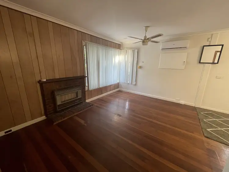 27 Heathcroft Rd, Balga WA 6061