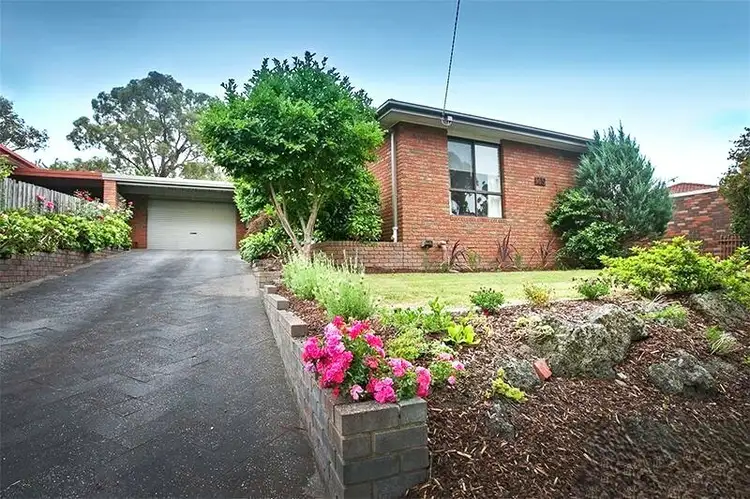 145 Duncan Dr, Pakenham VIC 3810