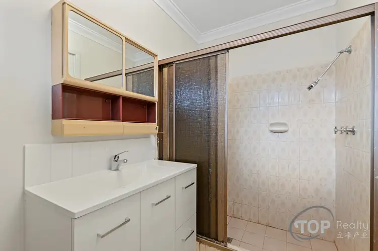 Sixth view of Homely house listing, 8 Illyarrie Place, Willetton WA 6155