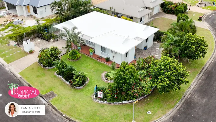 1/1 Seaview Court, Wongaling Beach QLD 4852
