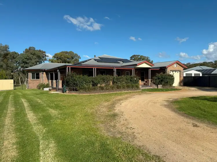 27 McKillop Lane, Stanthorpe QLD 4380