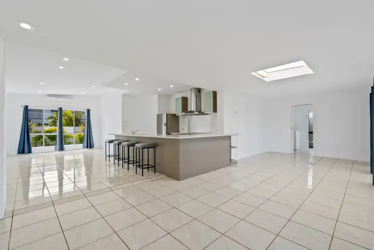 Fifth view of Homely house listing, 12 Bahia Ct, Broadbeach Waters QLD 4218