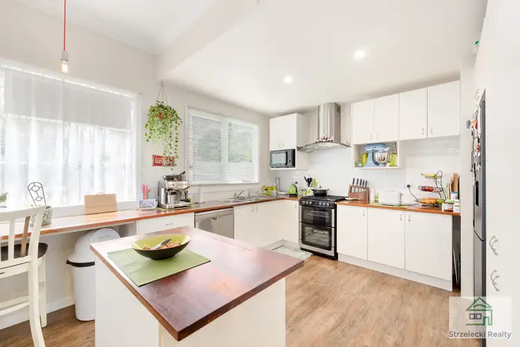 Fourth view of Homely house listing, 27 Vale St, Moe VIC 3825