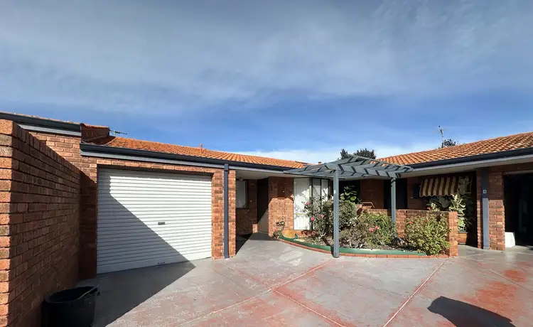Unit 3/13-15 Hope Rd, Palmyra WA 6157
