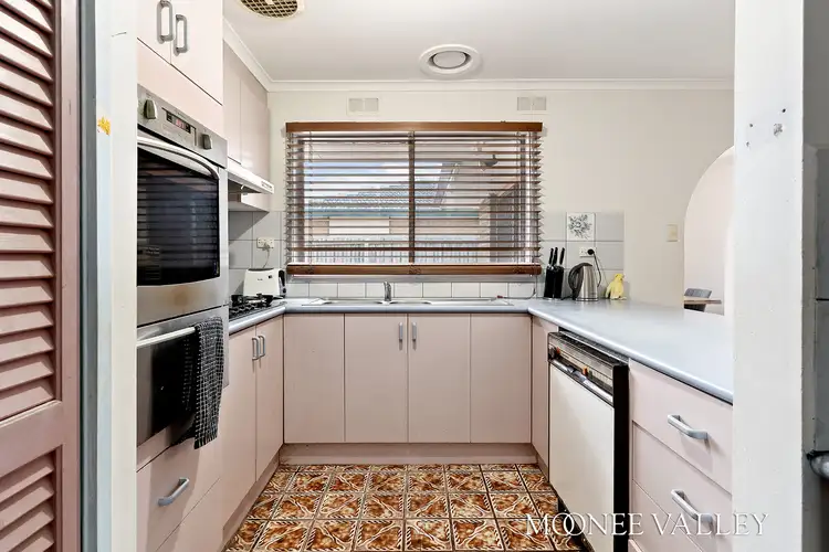 Sixth view of Homely house listing, 13 Heatherlea Crescent, Keilor East VIC 3033