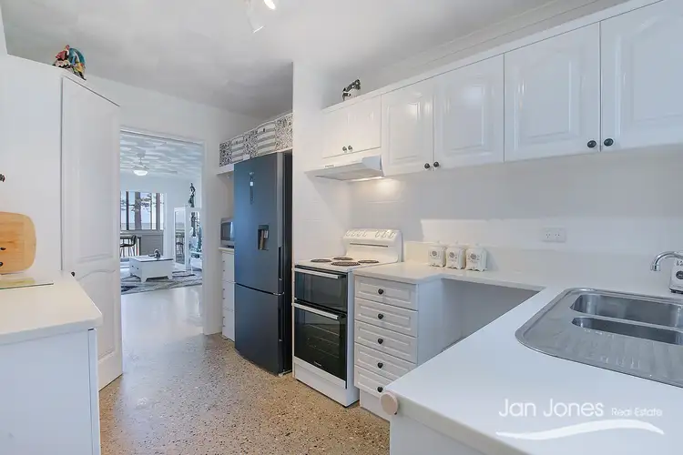 Fifth view of Homely unit listing, Unit 2/81 Margate Pde, Margate QLD 4019