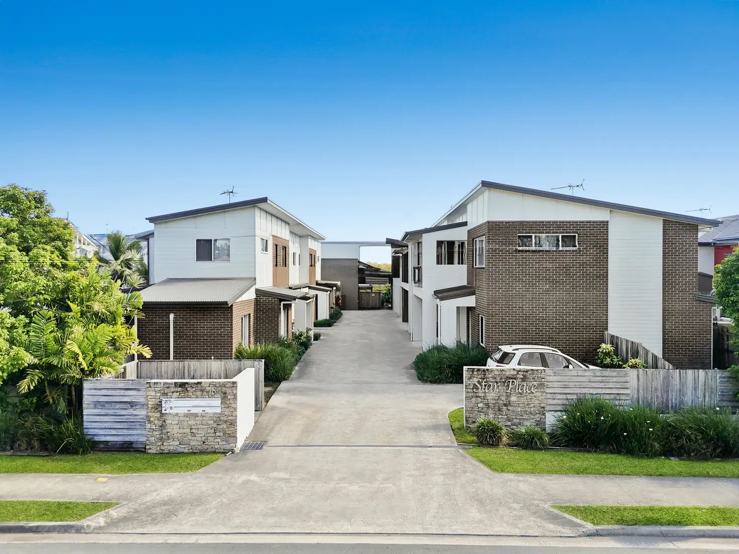 Main view of Homely townhouse listing, Unit 3/184 Thorneside Rd, Thorneside QLD 4158
