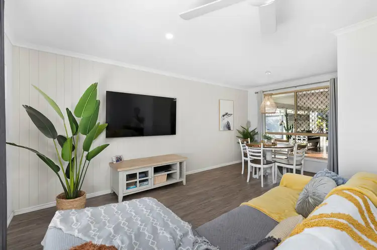 Second view of Homely house listing, 7 Kentia Ct, Kawungan QLD 4655