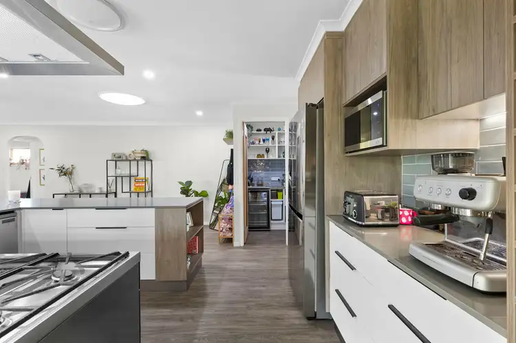 Seventh view of Homely house listing, 7 Kentia Ct, Kawungan QLD 4655