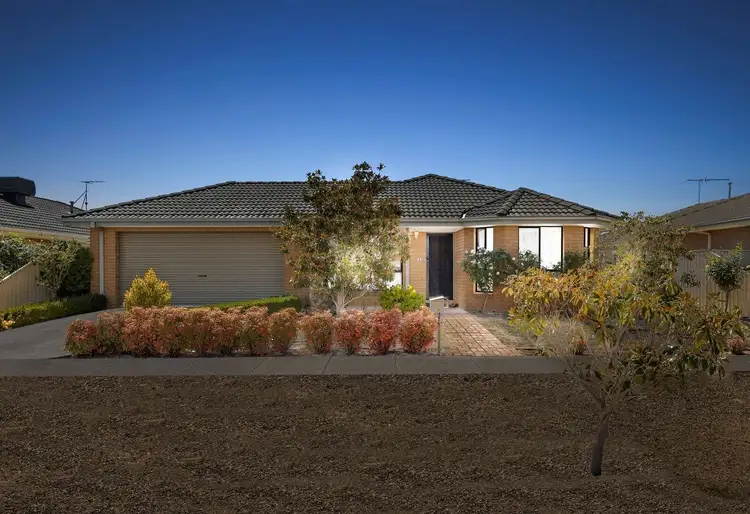 46 Scarborough Cres, Harkness VIC 3337