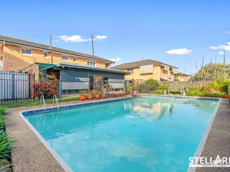 Second view of Homely house listing, 10 Player Street, Upper Mount Gravatt QLD 4122