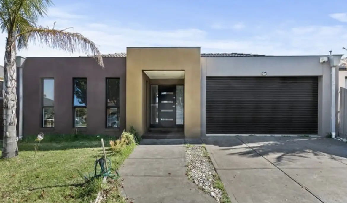 Main view of Homely house listing, 7 Redcliffs Cres, Roxburgh Park VIC 3064
