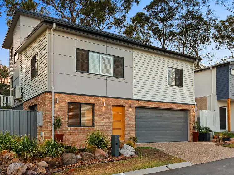 2/7 Plantation Place, Mackenzie QLD 4156