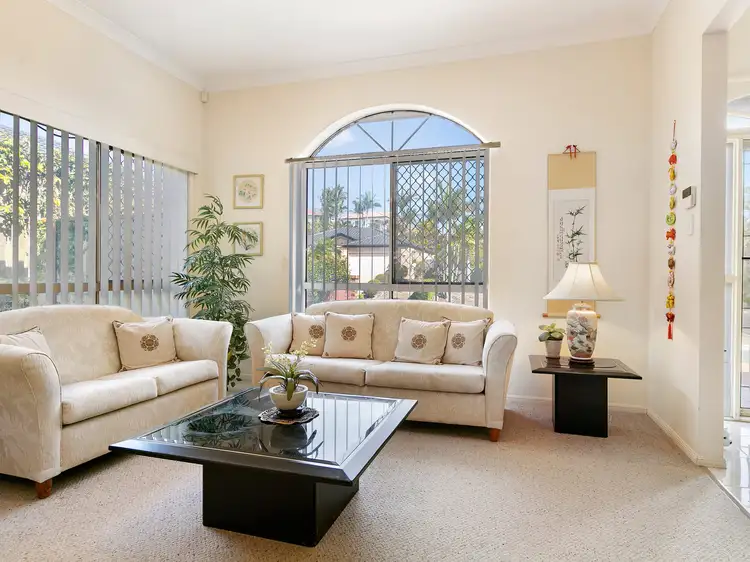 Fourth view of Homely house listing, 2 Raphael Place, Mackenzie QLD 4156