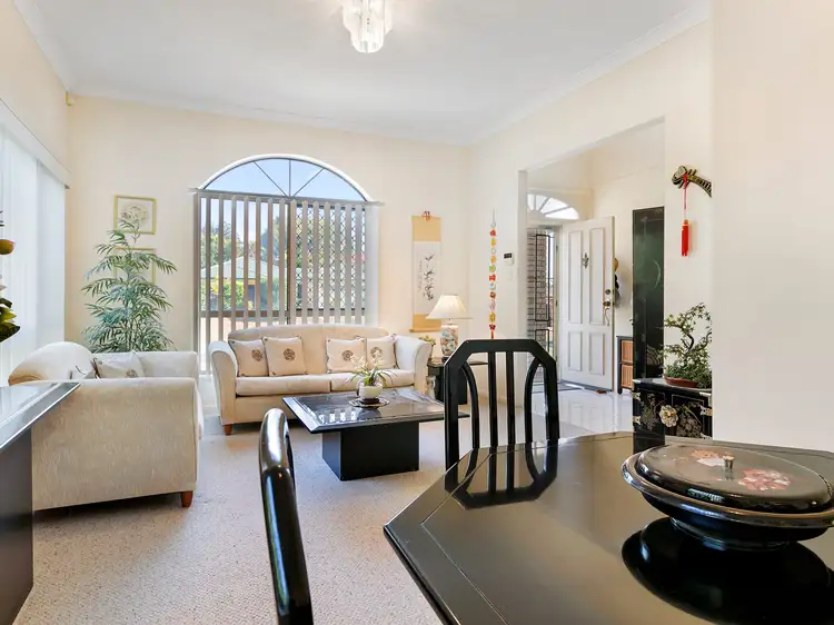 Fifth view of Homely house listing, 2 Raphael Place, Mackenzie QLD 4156