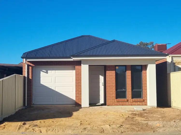 27A Warramunga St, Greenacres SA 5086