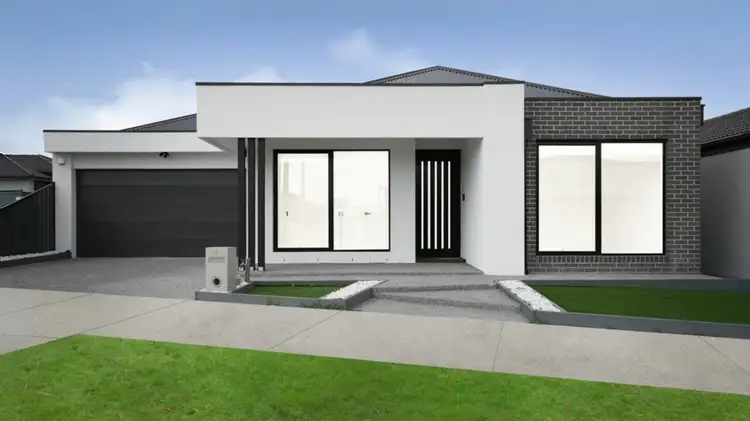 61 Sumar Dr, Mickleham VIC 3064