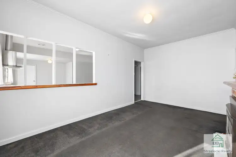 Sixth view of Homely house listing, 9 Pruden St, Moe VIC 3825